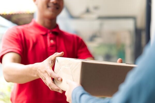 ma delivering package